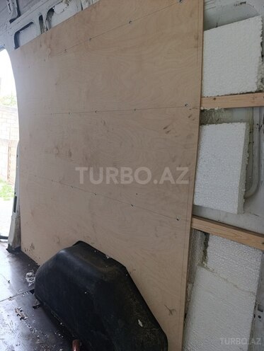 Ford Transit-18