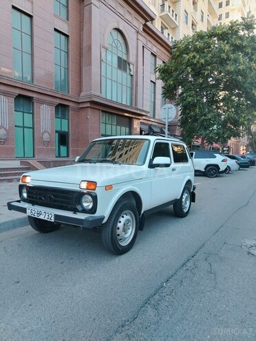 LADA (VAZ) Niva-2