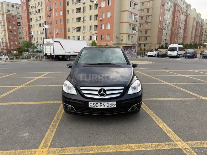Mercedes B 170-1
