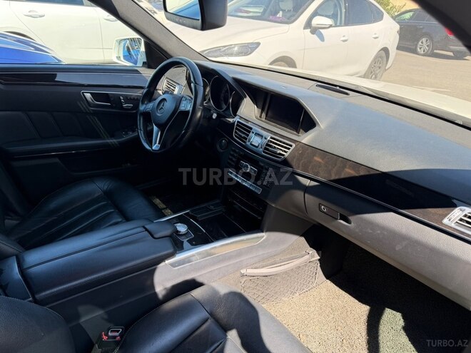 Mercedes E 220-5