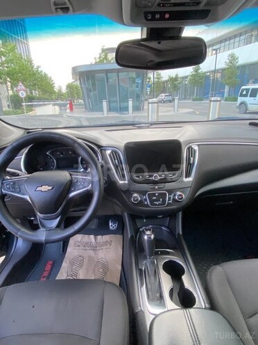 Chevrolet Malibu-9