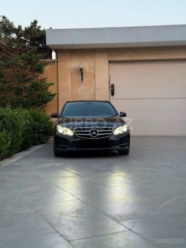 Mercedes E 250-1