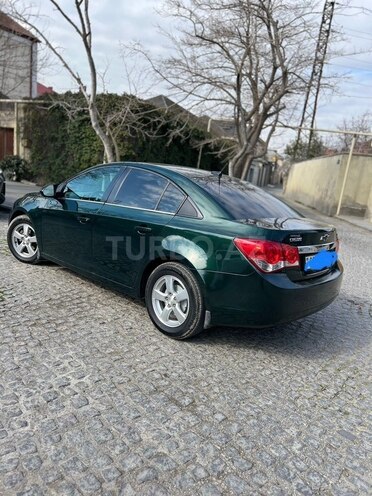 Chevrolet Cruze-6