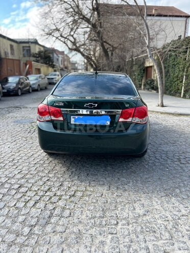 Chevrolet Cruze-2