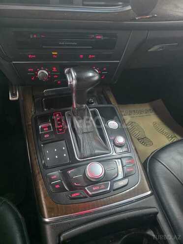 Audi A6-4