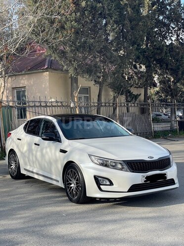 Kia K5-3