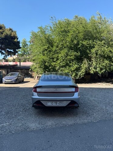 Hyundai Sonata-3