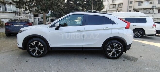 Mitsubishi Eclipse Cross-2