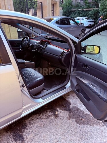 Toyota Prius-13