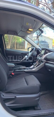 Mitsubishi Eclipse Cross-6