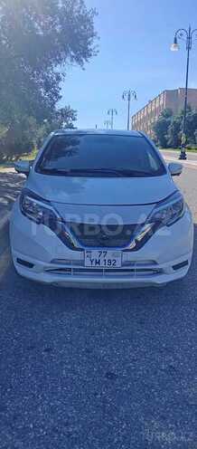 Nissan Note-1