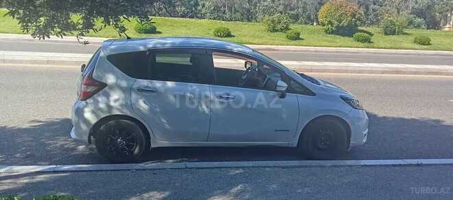 Nissan Note-3
