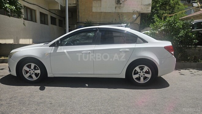 Chevrolet Cruze-4