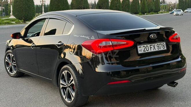 Kia Cerato-10