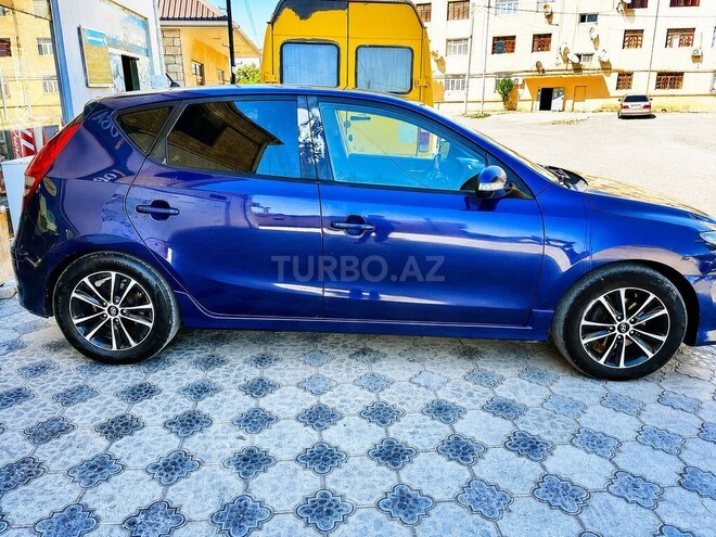 Hyundai i30-2