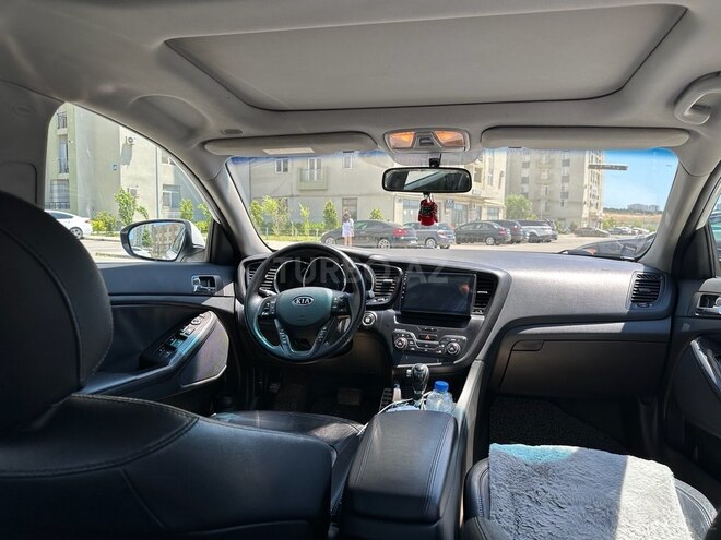 Kia K5-3
