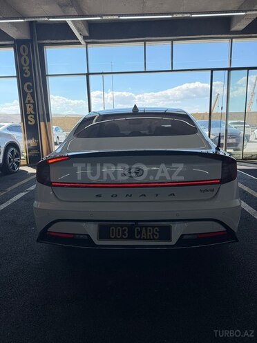 Hyundai Sonata-2