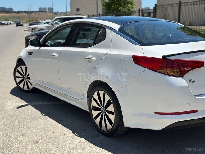 Kia K5-11