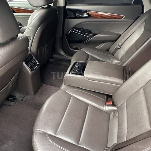 Kia K7-19