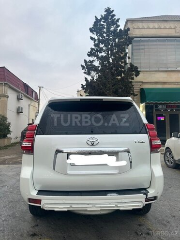 Toyota Land Cruiser Prado-2