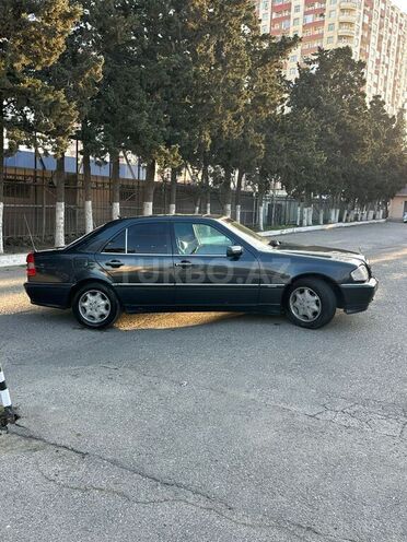 Mercedes C 180-3