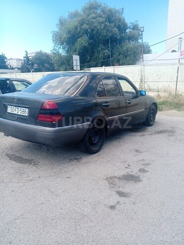 Mercedes C 220-9