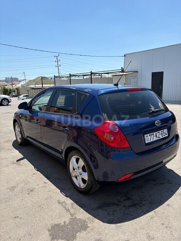 Kia Ceed-16