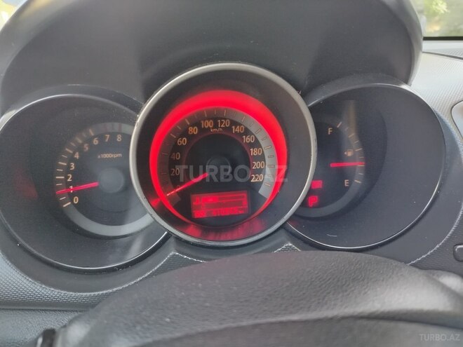 Kia Cerato-11