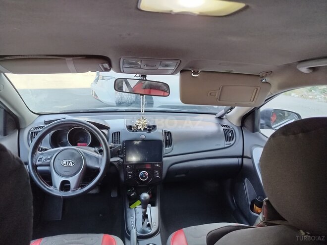 Kia Cerato-7