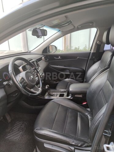 Kia Sorento-5
