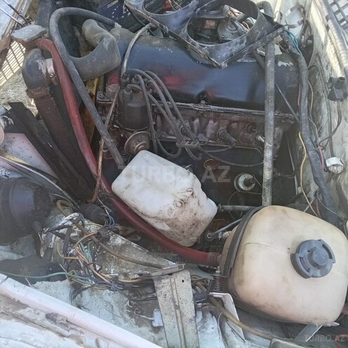 LADA (VAZ) 2106-4