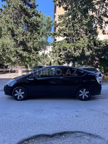 Toyota Prius-3