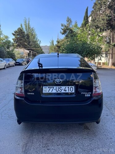 Toyota Prius-4