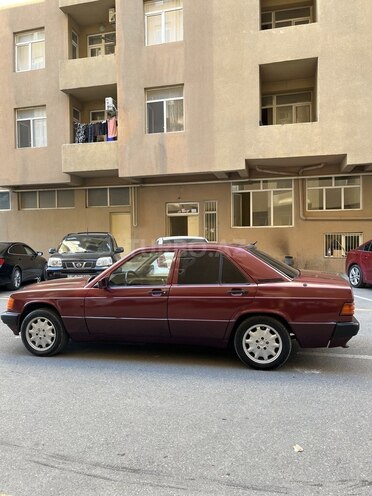 Mercedes 190-6
