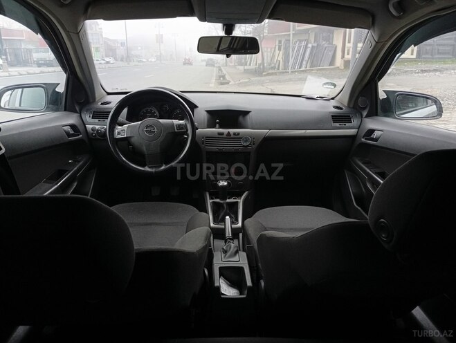 Opel Astra-10