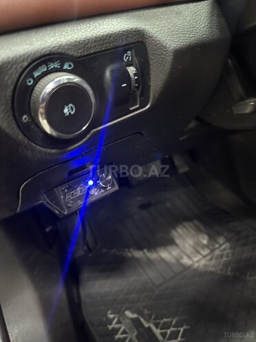 Chevrolet Cruze-17