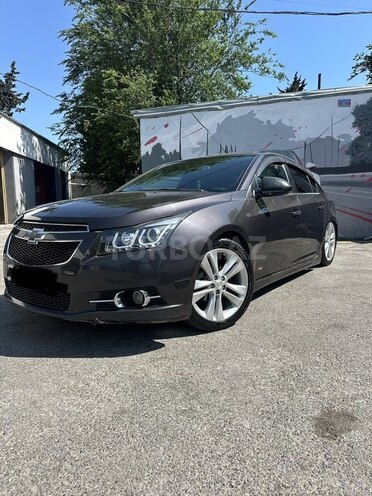 Chevrolet Cruze-1