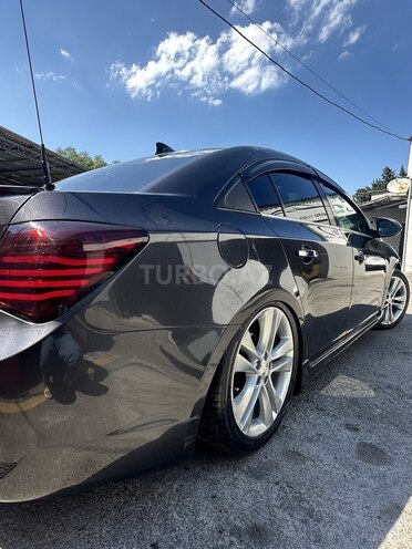 Chevrolet Cruze-9
