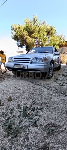 Mercedes C 250-1