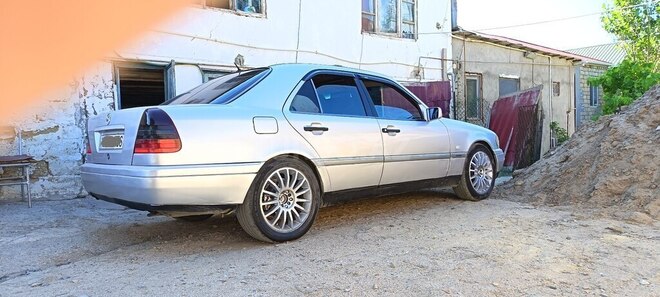 Mercedes C 250-2