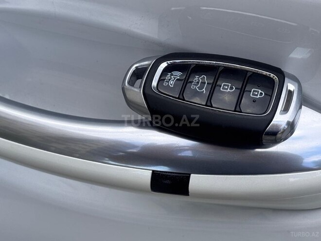 Hyundai Santa Fe-17