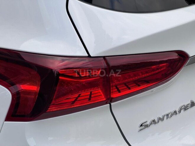 Hyundai Santa Fe-19