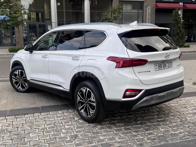 Hyundai Santa Fe-7