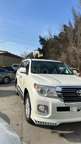 Toyota Land Cruiser-2