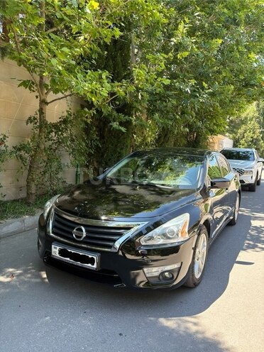 Nissan Altima-7