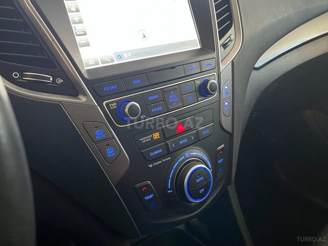 Hyundai Santa Fe-11