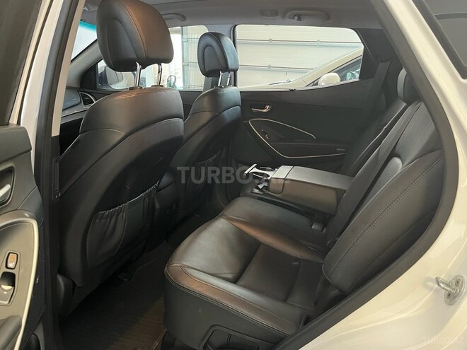 Hyundai Santa Fe-20