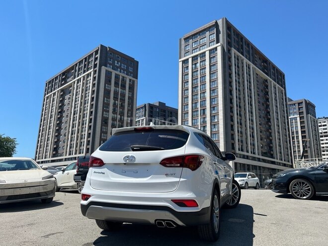 Hyundai Santa Fe-2
