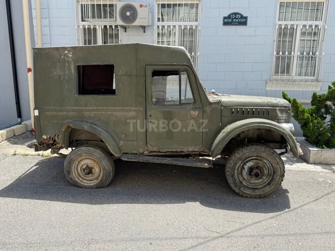 GAZ 69-3