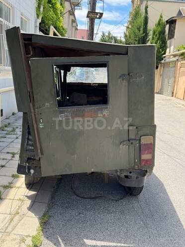 GAZ 69-4